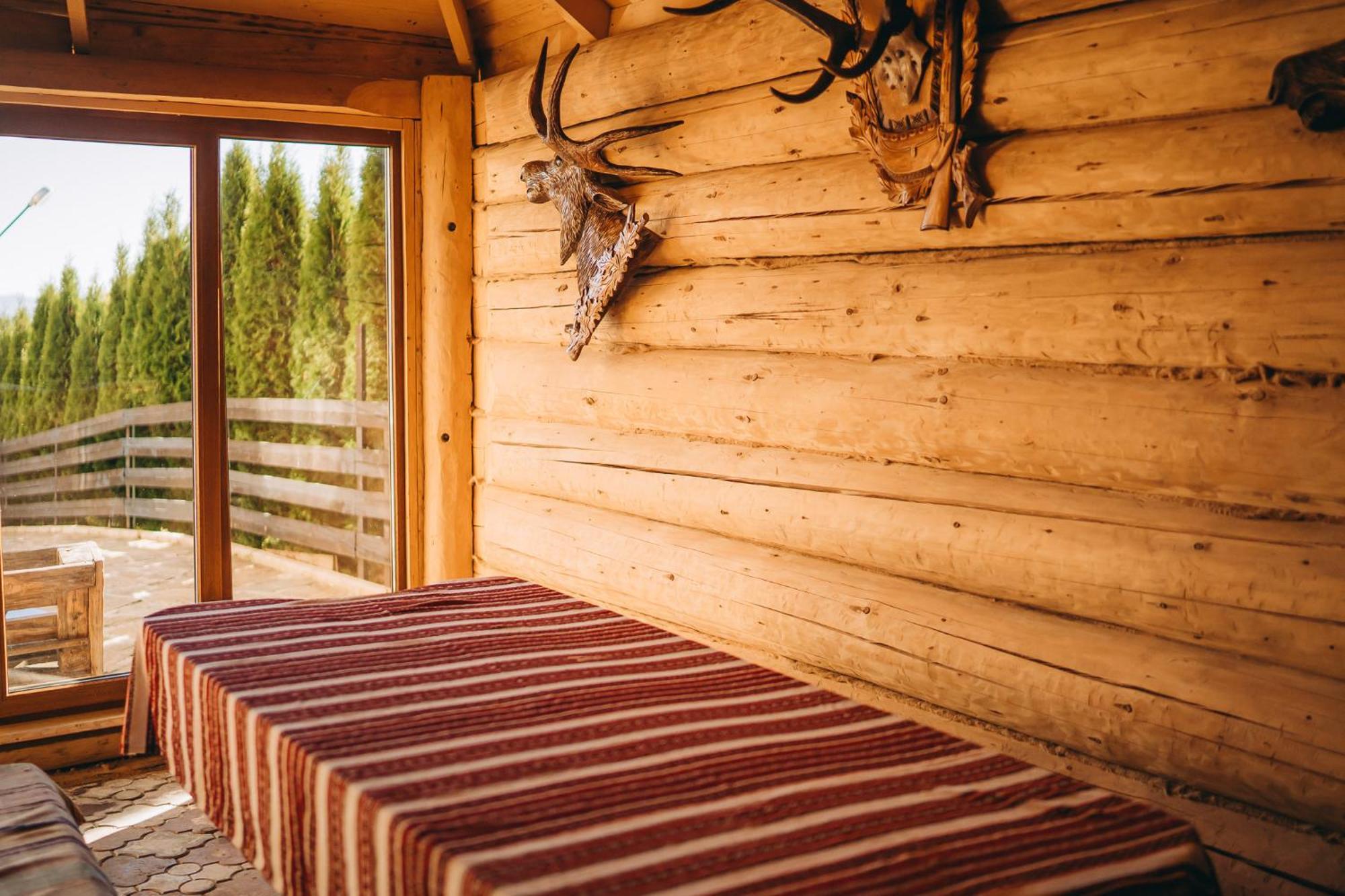 Rich Oak - Готель З Відкритим Панорамний Басейном Yablunytsya Exterior photo